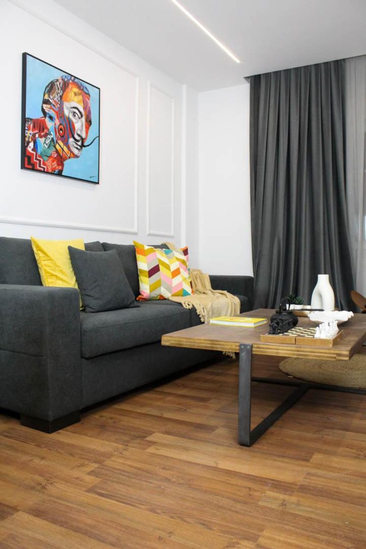 Down Town Luxurious Apartments 4 Alexandroupoli Bagian luar foto
