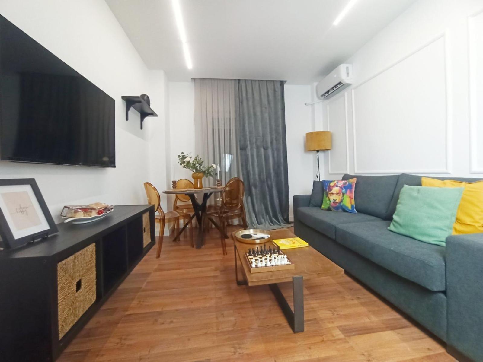 Down Town Luxurious Apartments 4 Alexandroupoli Bagian luar foto