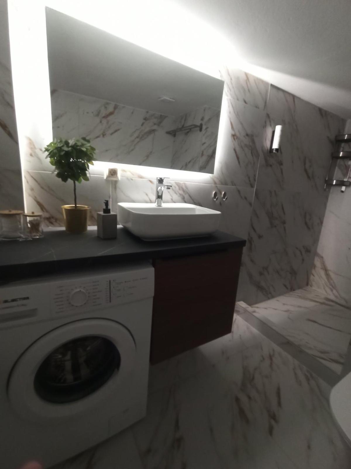 Down Town Luxurious Apartments 4 Alexandroupoli Bagian luar foto